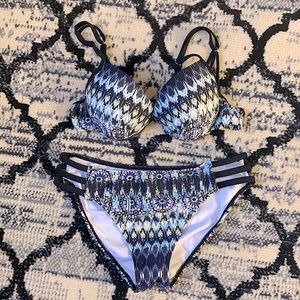 Bathing suit set